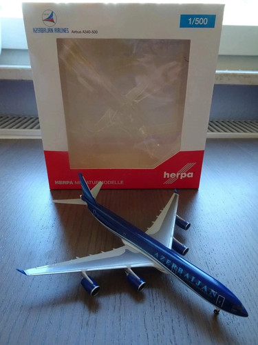 Herpa azerbaijan airlines - herpa,