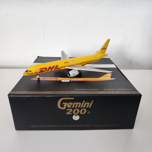 Dhl boeing 757 200 cargo - 757-200,