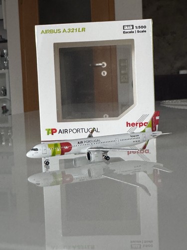 Herpa wings tap air - herpa,