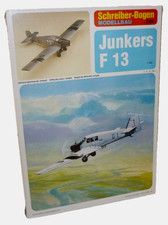 + KARTONMODELLBAU Flugzeug