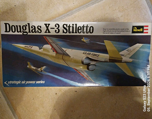 Revell douglas stiletto - revell,