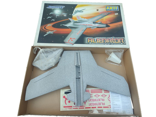 Alienator ufo jet - ufo, flugzeug