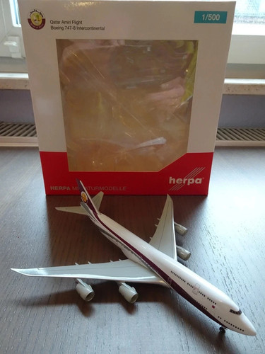 Herpa qatar amiri flight - herpa,