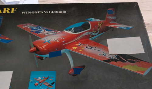 Modellflugzeug rot - modellflugzeug,,