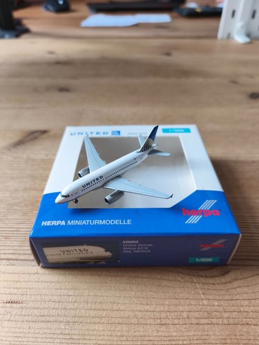Herpa wings united airlines - united,