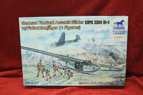Modellbausatz bronco - 1:35,