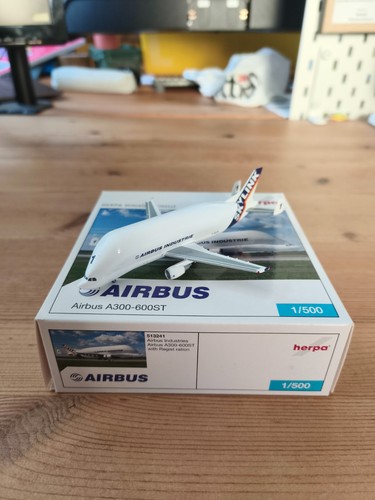 Herpa wings airbus - wings, industries